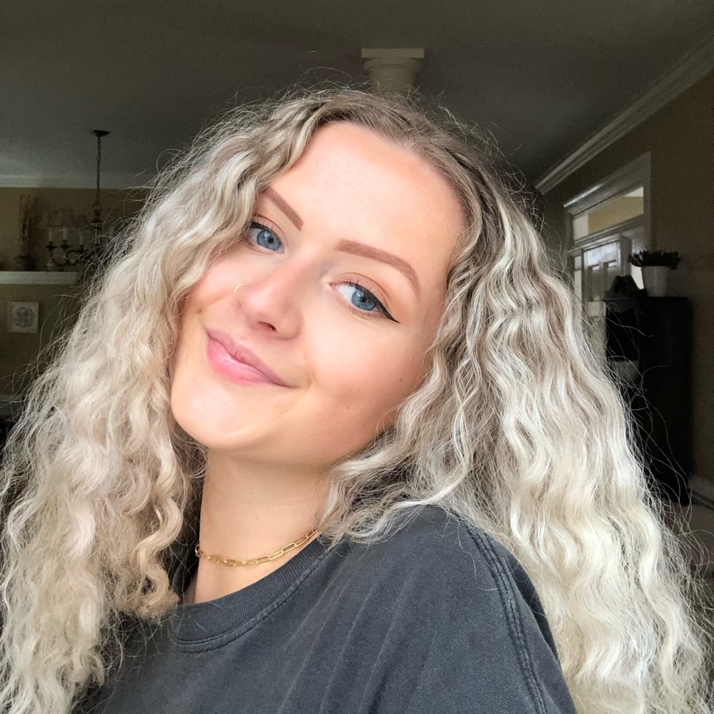 Meet your Posher, Cassie